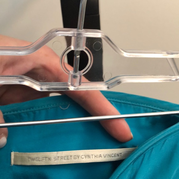 Dress - Picture 3 of 4